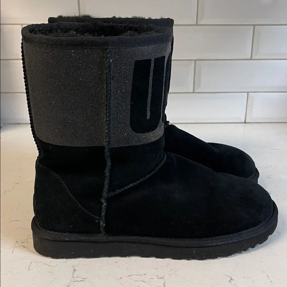 UGG Women's Classic Short Boot - Sparkles Size 9 - Black